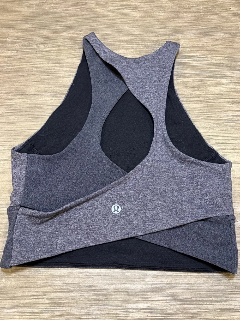 Lululemon  Women's Skull Back In Action Bra size 6